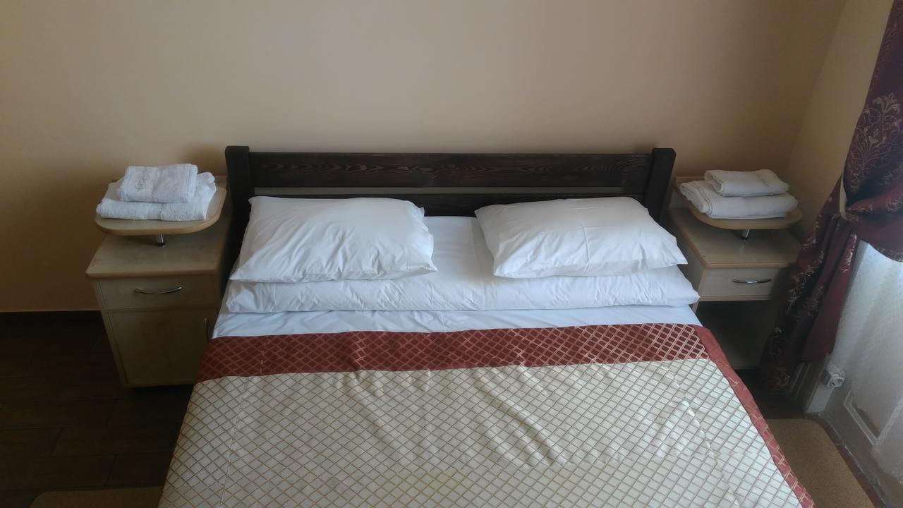 Кімнати В Центрі Hotel Uzhhorod Luaran gambar